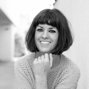 DOP-NEW-author-photo,-Jan20,-credit-Hailey-Simone-Porter_SV_1000x1000px